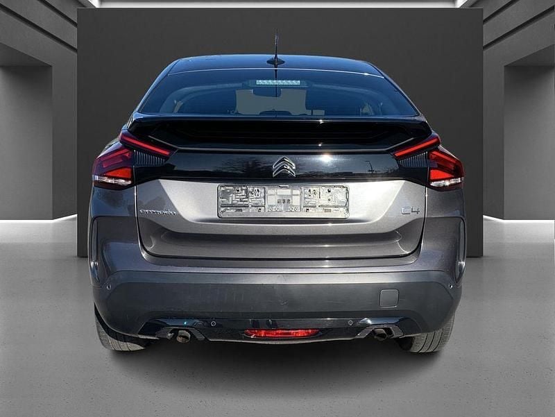 Gebraucht Citroën C4 Feel 131 PS (96 kW) 2021 Lackierung platiniumgrau/typ Limousine