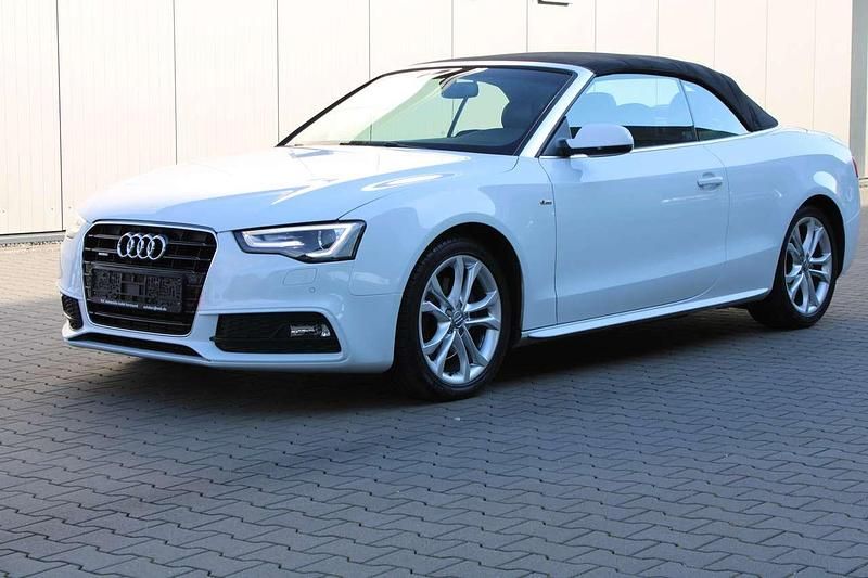 Gletscherweiß metallic Gebraucht 2016 Audi A5 Cabriolet S-Line Cabrio | 16.890 € (Fairer Preis) - Bild 1/4