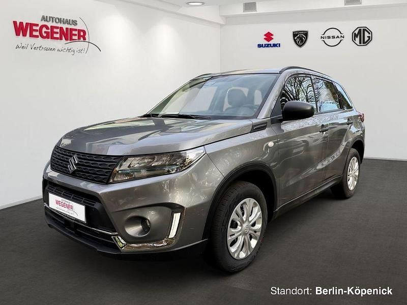 Galactic gray metallic Gebraucht 2024 Suzuki Vitara Club SUV | 21.410 € (Fairer Preis) - Bild 1/4