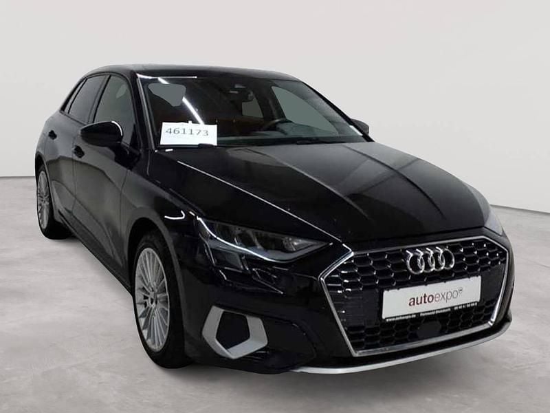 Mythosschwarz metallic Gebraucht 2021 Audi A3 Sportback Advanced Kombi | 21.190 € (Superpreis) - Bild 1/4