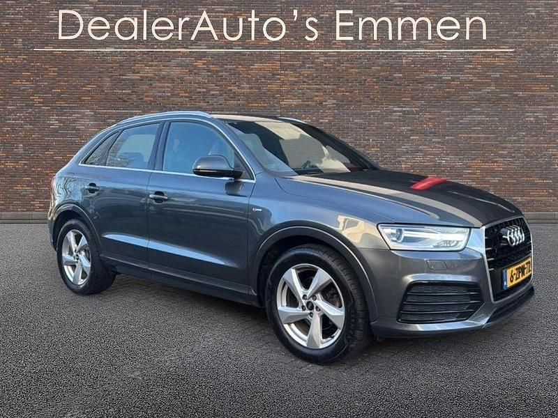 Gebraucht Audi Q3 S-Line 150 PS (110 kW) 2015 Grau SUV