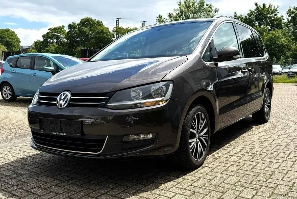 Gebraucht VW Sharan 150 PS (110 kW) 2016 Schwarz Van / Kleinbus