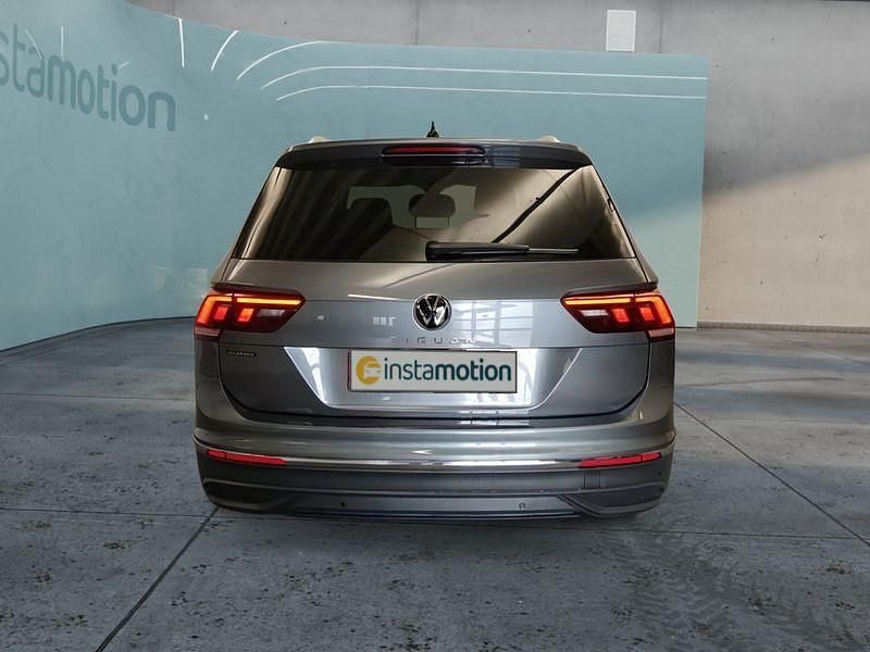 Gebraucht VW Tiguan 150 PS (110 kW) 2025 Grau SUV