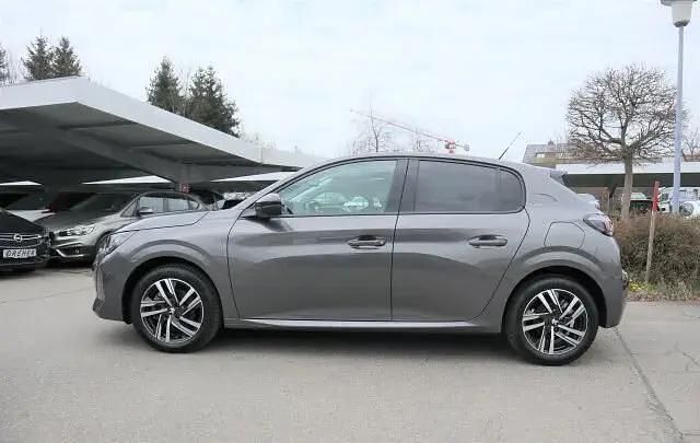 Gebraucht Peugeot 208 Allure 101 PS (74 kW) 2023 Lackierung platiniumgrau/typ aussenverkleidung metalliclackierung Kleinwagen