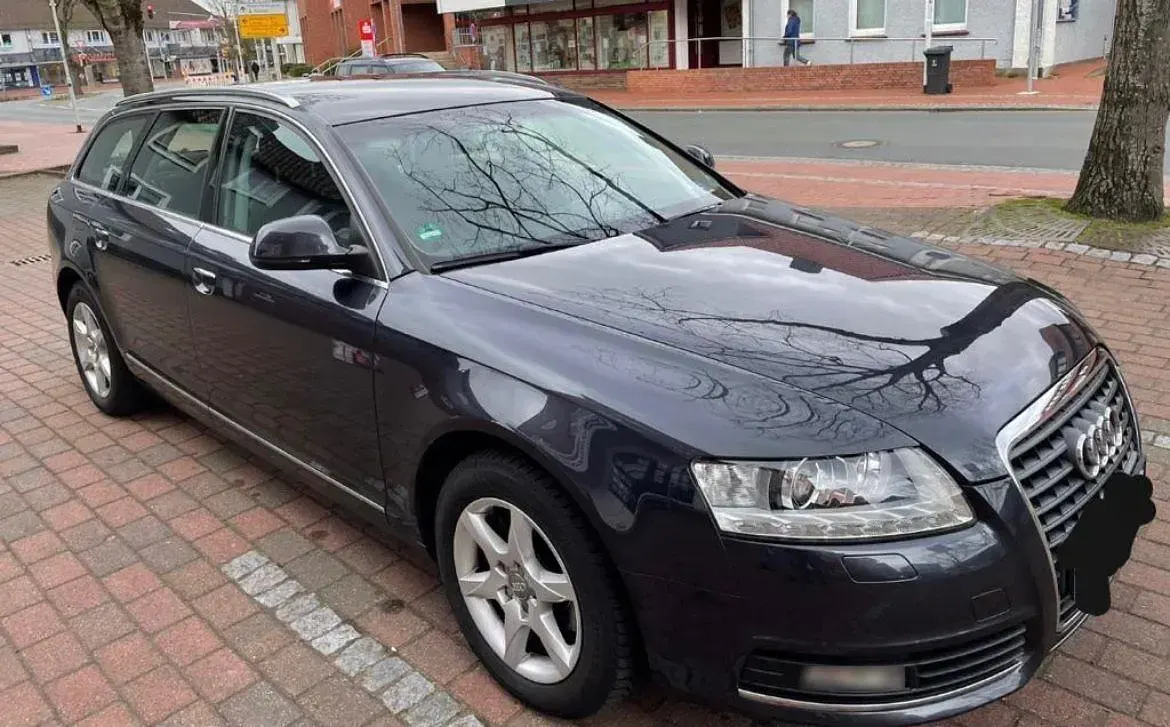 Gebraucht Audi A6 Ambiente 170 PS (125 kW) 2011 Grau Kombi
