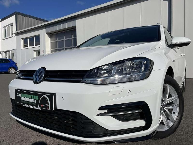 Pure white Gebraucht 2020 VW Golf VII R-line Kombi | 21.360 € (Fairer Preis) - Bild 1/4