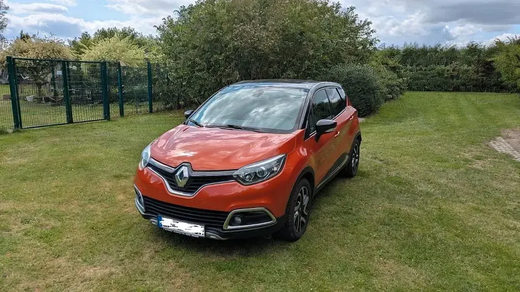 Gebraucht Renault Captur Intens 90 PS (66 kW) 2014 Orange SUV