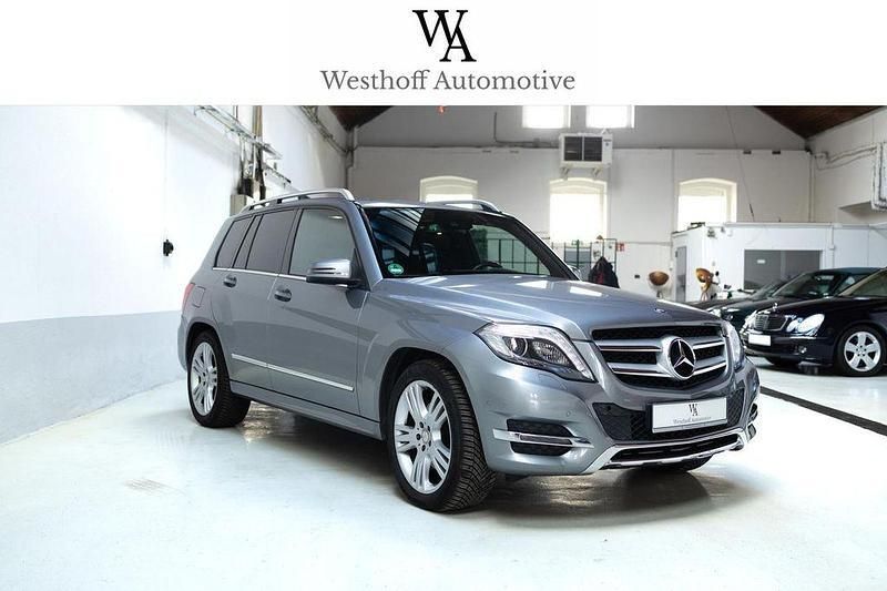 Grau Gebraucht 2014 Mercedes GLK220 Sport SUV | 19.900 € (Fairer Preis) - Bild 1/4