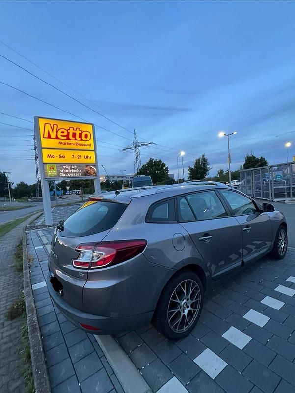 Gebraucht 2013 Renault Mégane GrandTour Kombi | 4.400 € - Bild 1/4