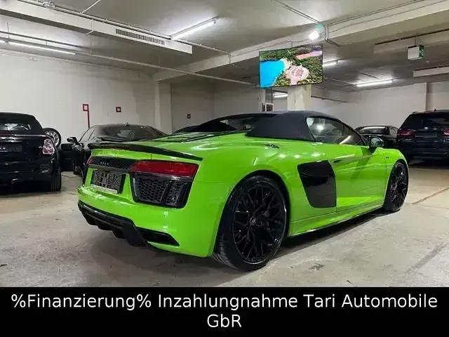 Gebraucht Audi R8 Spyder Ambiente 611 PS (449 kW) 2018 Grün Cabrio
