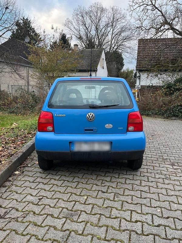 Gebraucht VW Lupo 50 PS (36 kW) 2004 Blau Kleinwagen