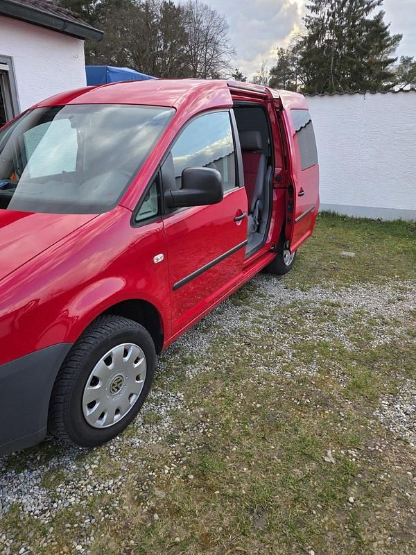 Gebraucht VW Caddy Life 102 PS (75 kW) 2009 Rot Van / Kleinbus