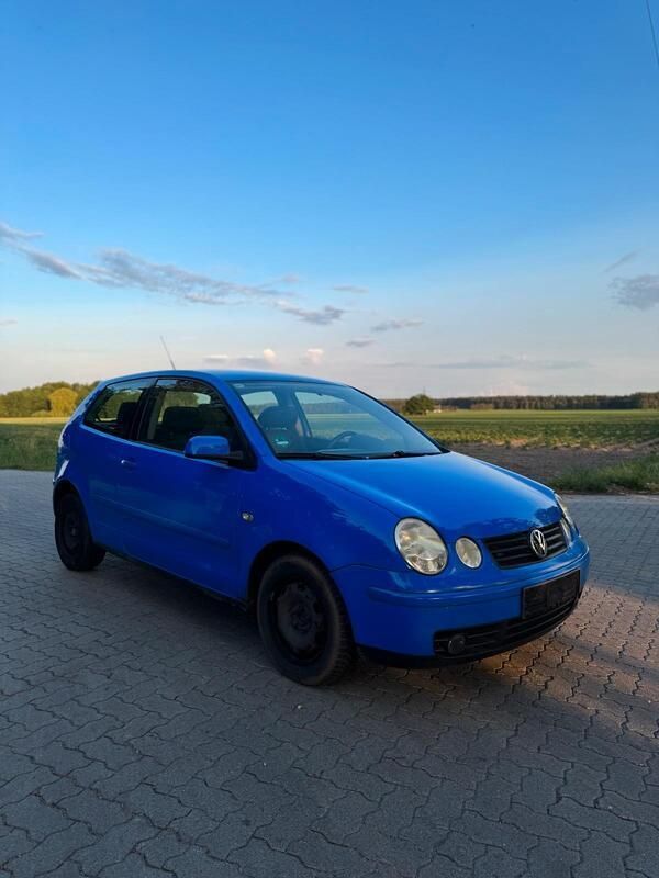 Blau Gebraucht 2003 VW Polo Kleinwagen | 600 € (Guter Preis) - Bild 1/4