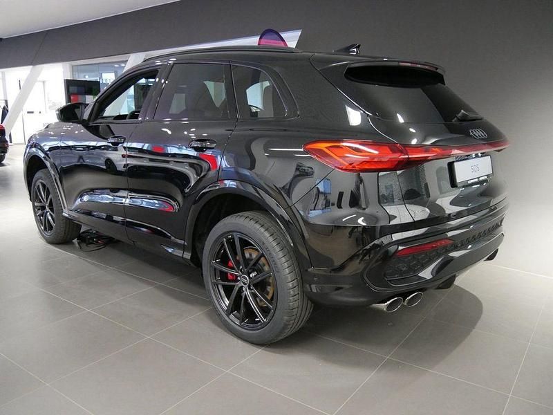 Neu Audi SQ5 Ambiente 367 PS (269 kW) 2025 Mythosschwarz metallic SUV