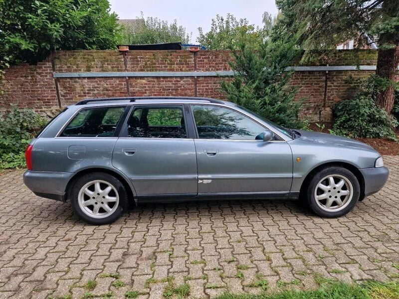 Gebraucht Audi A4 165 PS (121 kW) 1998 Silber Kombi