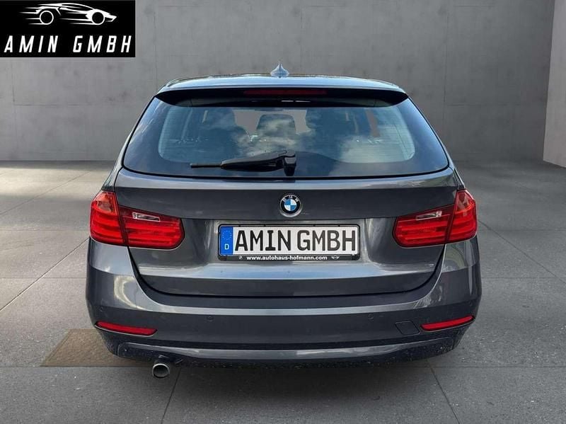 Gebraucht BMW 318 143 PS (105 kW) 2014 Grau Kombi