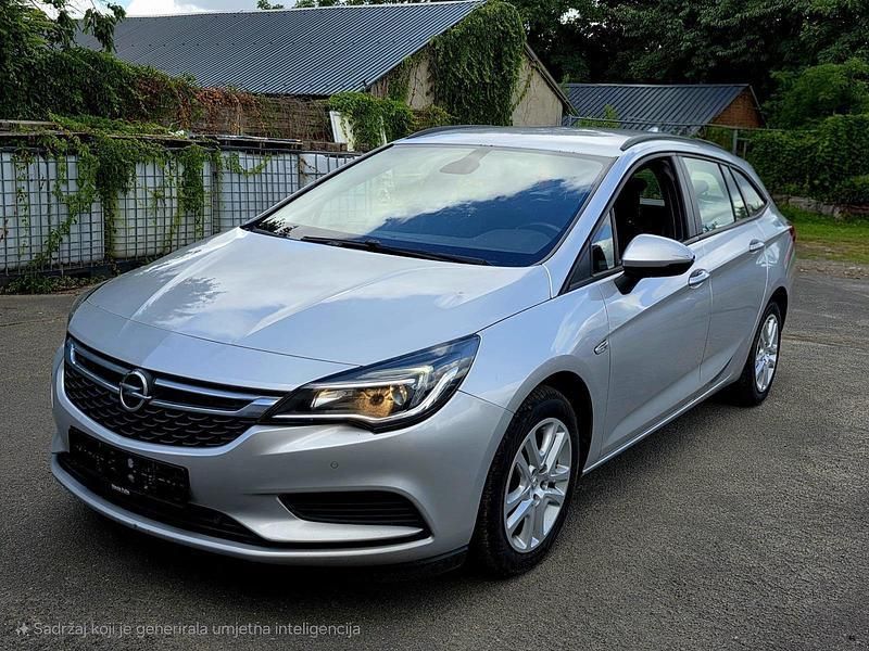 Silber Gebraucht 2017 Opel Astra Kombi | 4.100 € (Superpreis) - Bild 1/4
