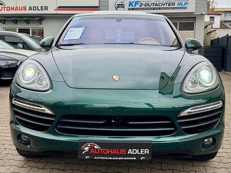 Gebraucht Porsche Cayenne 239 PS (175 kW) 2010 Grün SUV
