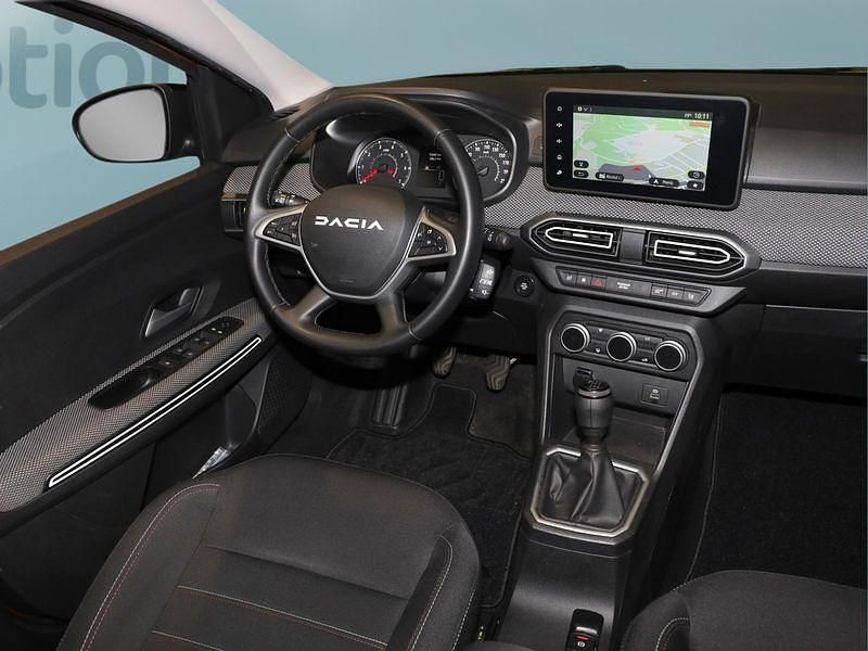 Gebraucht Dacia Jogger 101 PS (74 kW) 2023 Braun Van / Kleinbus