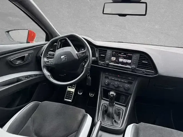 Używany Seat Leon ST CUPRA 280 KM (205 kW) 2015 Czarny Kombi