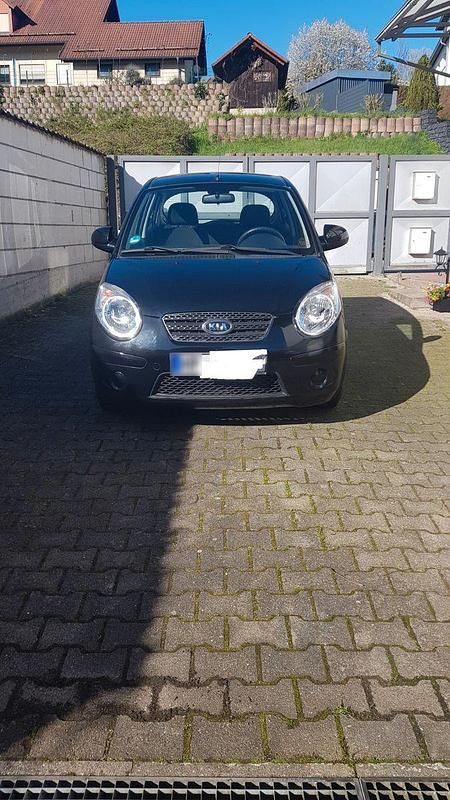 Gebraucht Kia Picanto Attract 65 PS (47 kW) 2009 Schwarz Kleinwagen