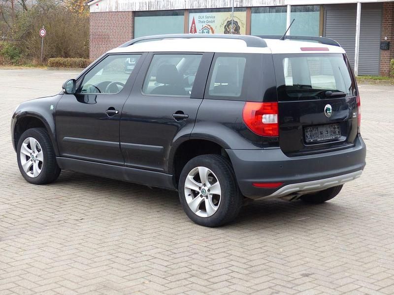 Gebraucht Skoda Yeti GreenLine 105 PS (77 kW) 2012 Schwarz SUV