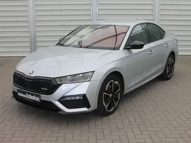 Gebraucht Skoda Octavia RS 245 PS (180 kW) 2022 Silber Limousine