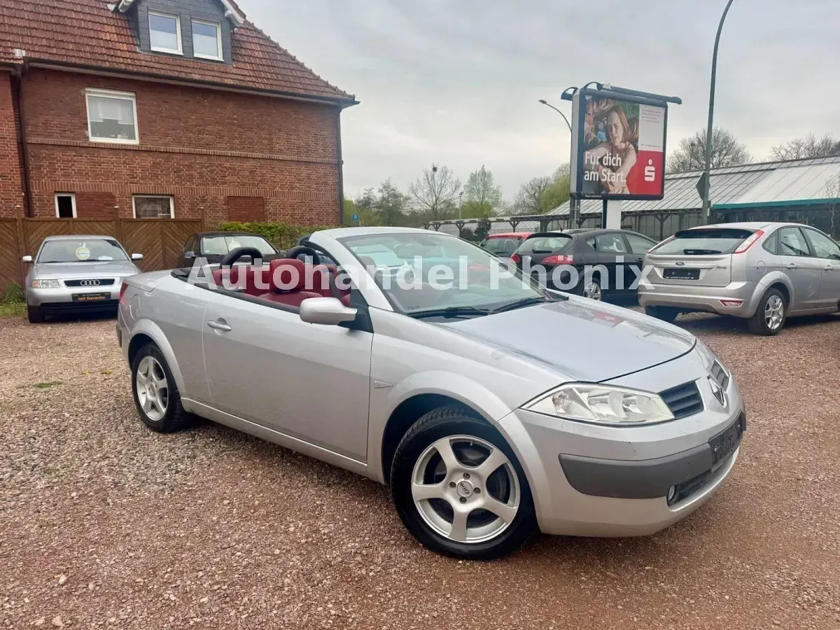 Gebraucht Renault Mégane Cabriolet Dynamique 135 PS (99 kW) 2006 Silber Cabrio
