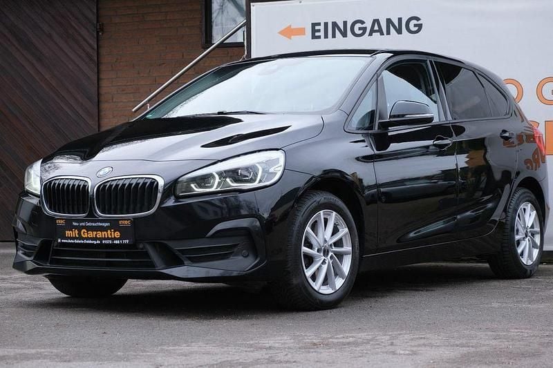 Schwarz Gebraucht 2021 BMW 218 Advantage Kombi | 14.499 € (Guter Preis) - Bild 1/4
