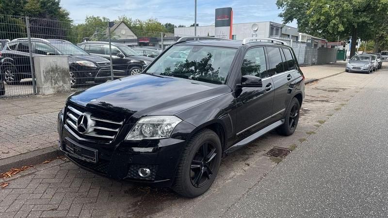 Schwarz Gebraucht 2009 Mercedes GLK320 SUV | 6.950 € (Superpreis) - Bild 1/4