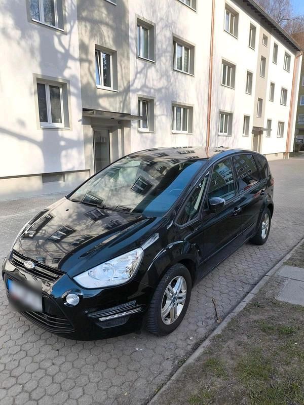 Gebraucht Ford S-MAX S 160 PS (117 kW) 2014 Schwarz Van / Kleinbus