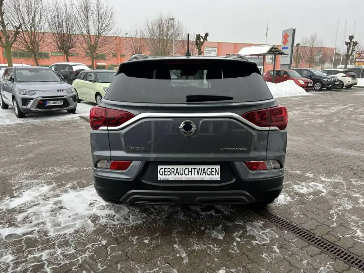 Gebraucht KGM Korando 163 PS (119 kW) 2022 Platinum grey metallic SUV