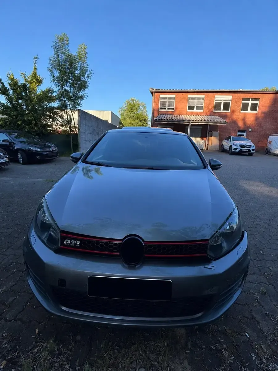 Gebraucht VW Golf VI GTI 211 PS (155 kW) 2009 Grau Kleinwagen
