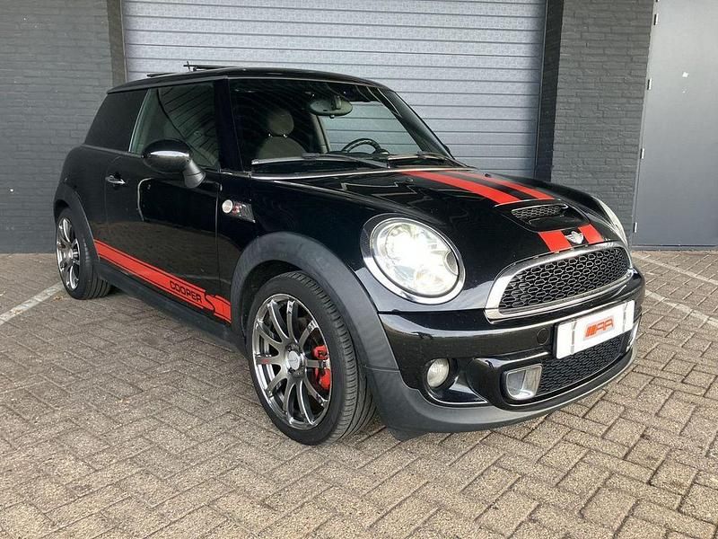 Schwarz Gebraucht 2014 Mini Cooper SD Kleinwagen | 7.800 € - Bild 1/4