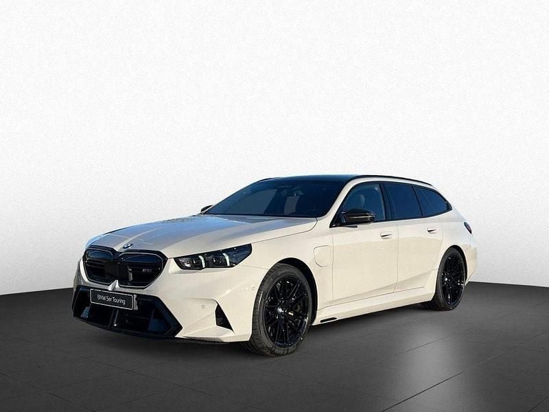 Neu BMW M5 Performance 727 PS (534 kW) 2026 Beige Kombi