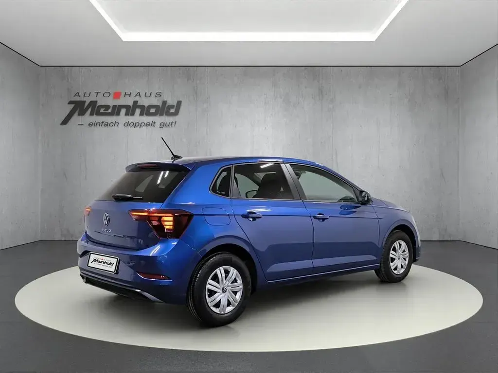 Gebraucht VW Polo 80 PS (58 kW) 2022 Reef blue metallic Kleinwagen