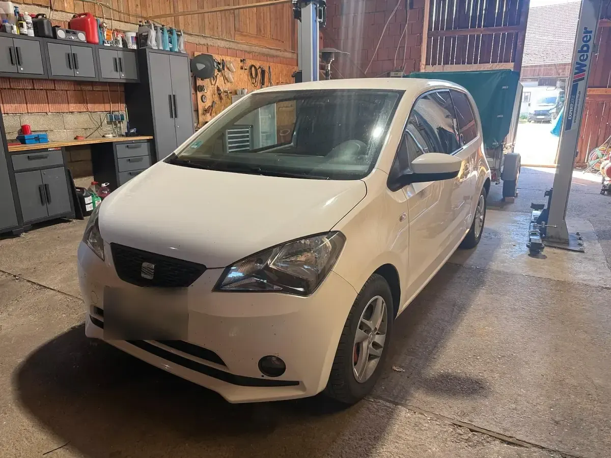 Gebraucht Seat Mii 75 PS (55 kW) 2013 Weiß Kleinwagen
