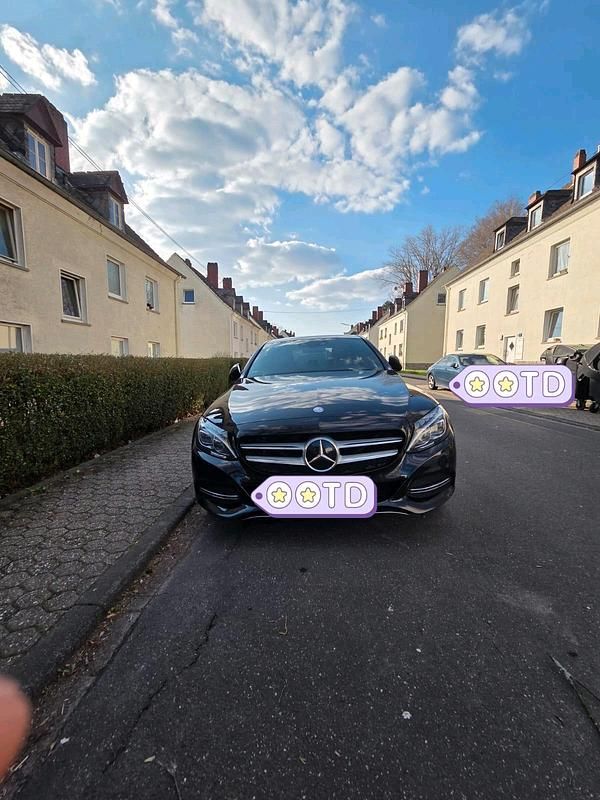 Gebraucht Mercedes C220 170 PS (125 kW) 2015 Schwarz Limousine
