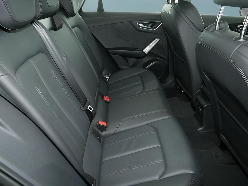 Gebraucht Audi Q2 S-Line 150 PS (110 kW) 2025 Grau SUV