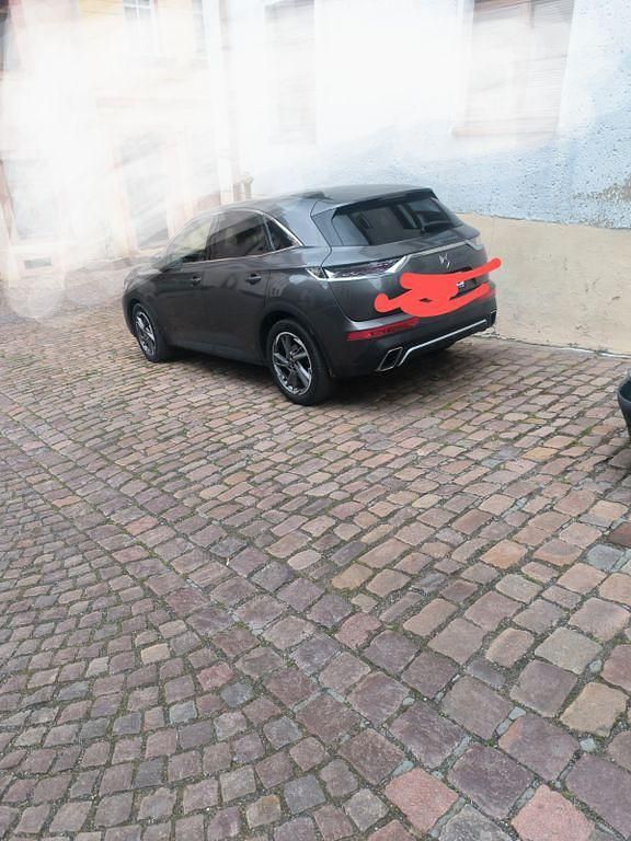Grau Gebraucht 2020 DS Automobiles DS7 Crossback Rivoli Plus SUV | 22.999 € (Guter Preis) - Bild 1/3