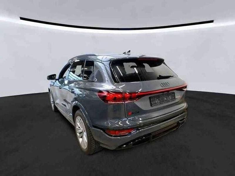 Gebraucht Audi SQ6 e-tron Sport 359 kW (489 PS) 2025 Magnetgrau SUV