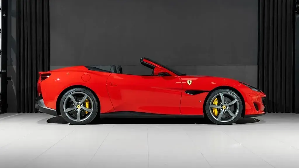 Gebraucht Ferrari Portofino 600 PS (441 kW) 2020 Rot Cabrio