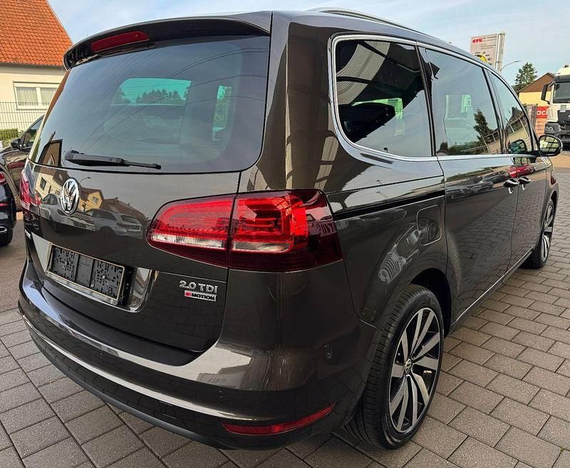 Gebraucht VW Sharan Allstar 150 PS (110 kW) 2016 Schwarz Van / Kleinbus