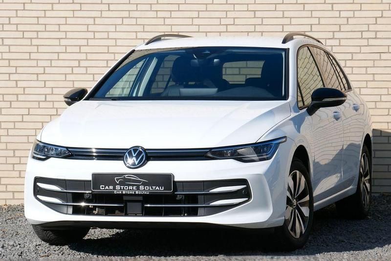 Gebraucht VW Golf VIII Goal 116 PS (85 kW) 2024 Weiß Kombi