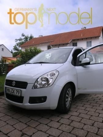Weiß metallic Gebraucht 2009 Suzuki Splash Kleinwagen | 9.395 € - Bild 1/4