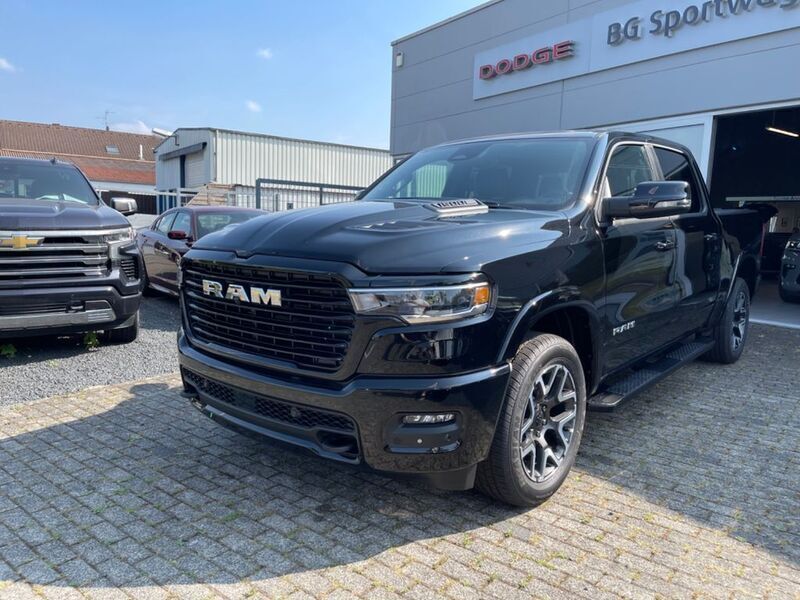 Diamond black Gebraucht 2024 Dodge Ram Abholung | 69.890 € - Bild 1/4