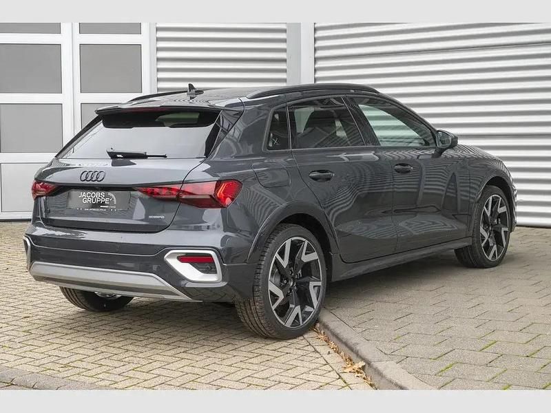 Gebraucht Audi A3 Ambiente 150 PS (110 kW) 2025 Grau Kombi