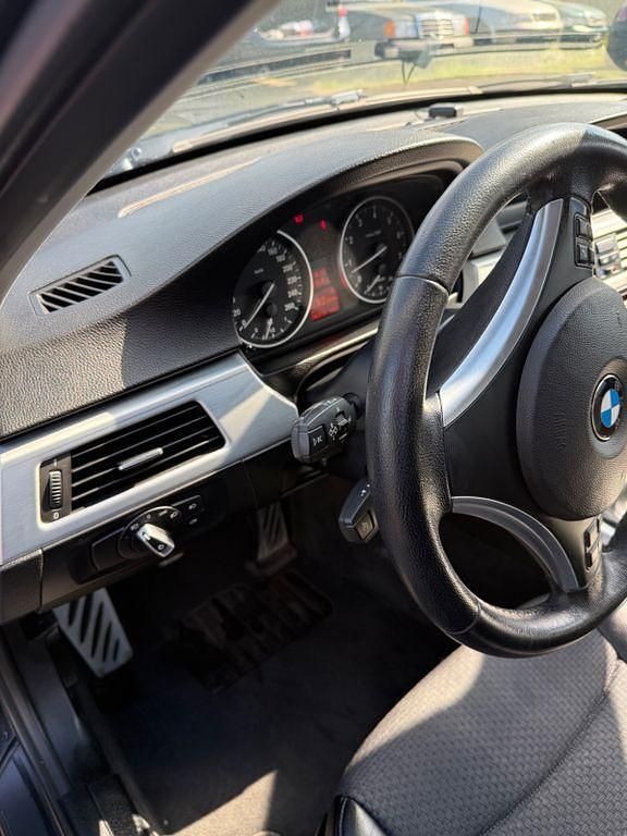 Usata BMW 325 218 CV (160 kW) 2010 Nero Station wagon