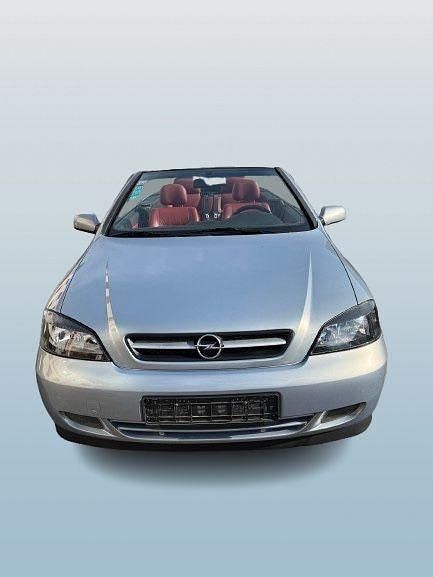 Gebraucht Opel Astra Cabriolet Edition 147 PS (108 kW) 2002 Silber Cabrio