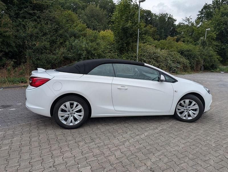 Gebraucht Opel Cascada Innovation 140 PS (102 kW) 2017 Weiß Cabrio